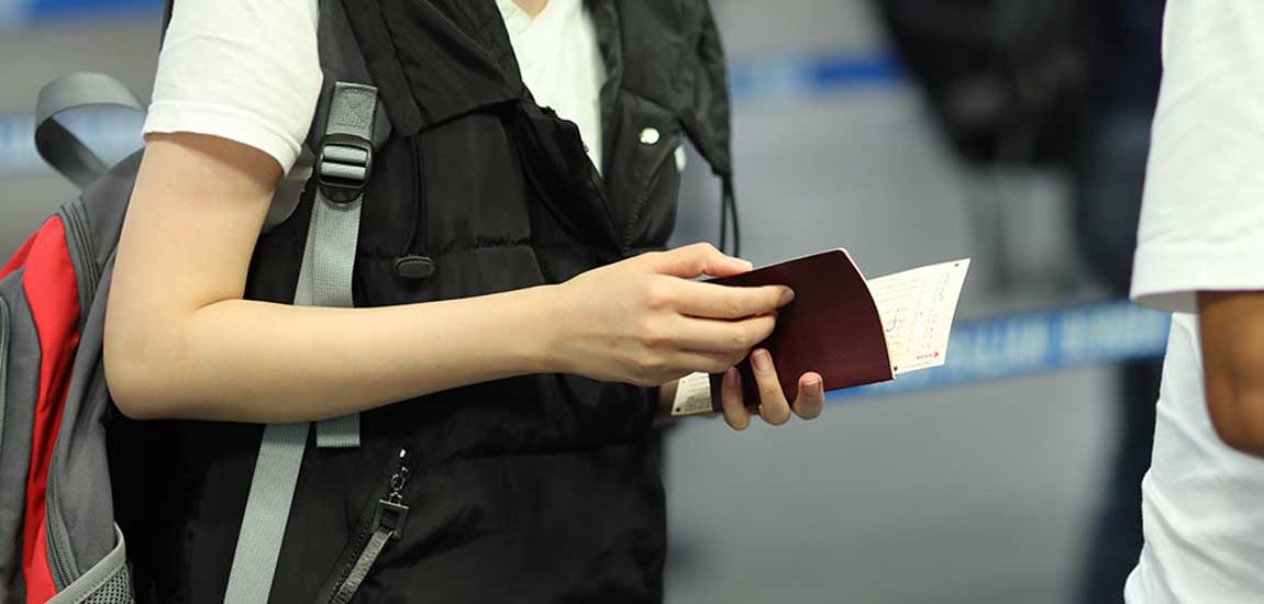 Read more about the article Don’t get caught in a visa scam